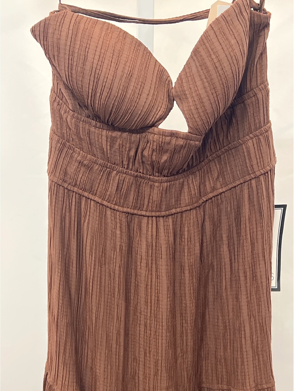 City Studios Juniors' Textured Keyhole Strappy Maxi Dress - Picture 4 of 8